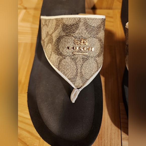 Coach Janice Signature Platform Wedged Sandals Brown Size 9.5 - Picture 3 of 9